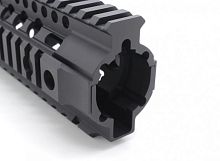 Тактическое цевье MADBULL DANIEL DEFENSE OMEGA X RAIL (9 INCH / BLACK)